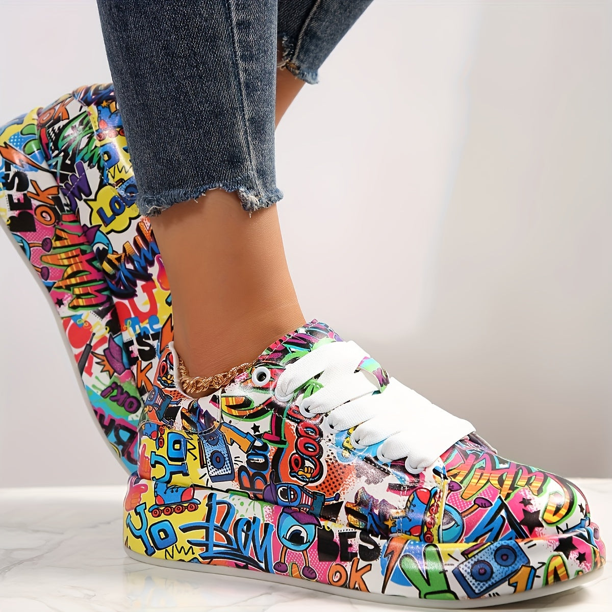 WOMEN GRAFFITI SNEAKERS